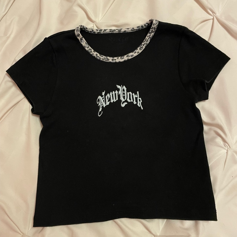 Brandy Melville Ashlyn New York top